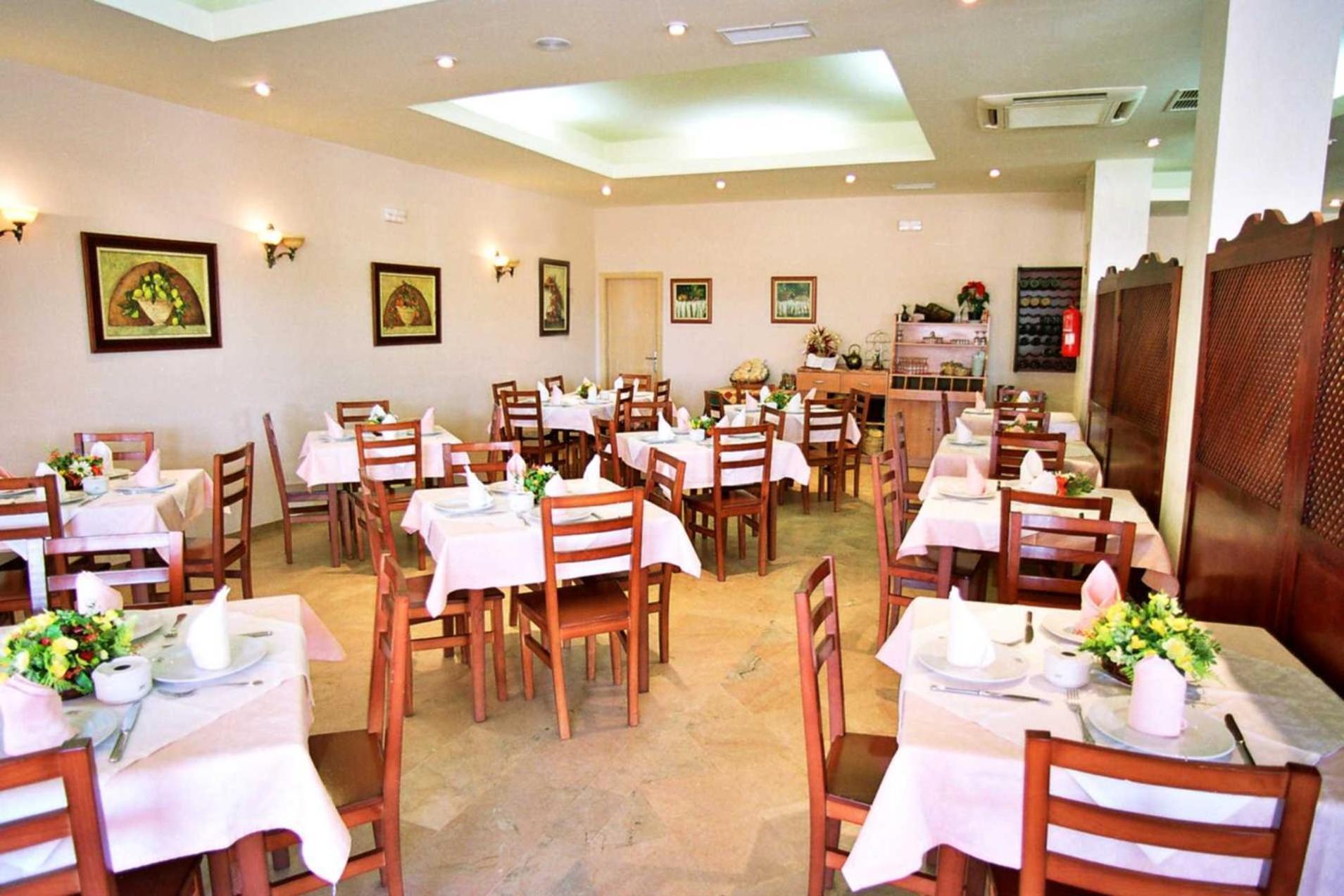 Hostal Restaurante Hermanos Zamora Palma del Río Dış mekan fotoğraf