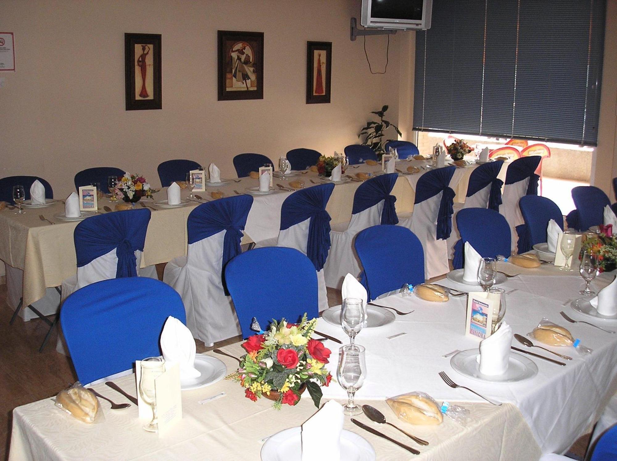 Hostal Restaurante Hermanos Zamora Palma del Río Dış mekan fotoğraf