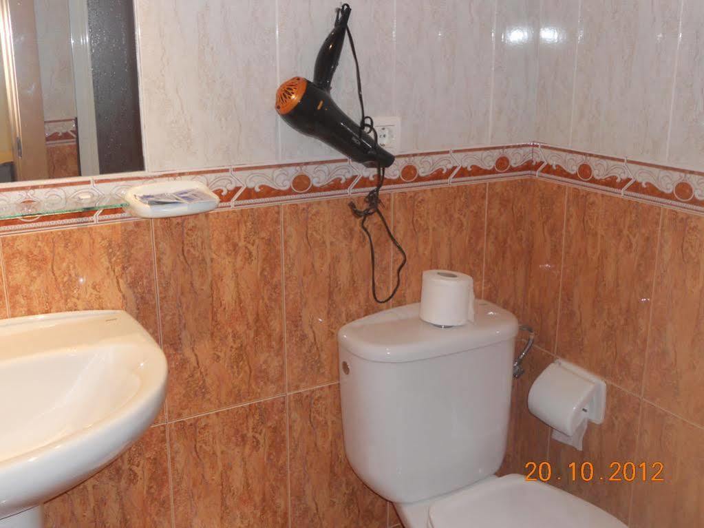 Hostal Restaurante Hermanos Zamora Palma del Río Dış mekan fotoğraf